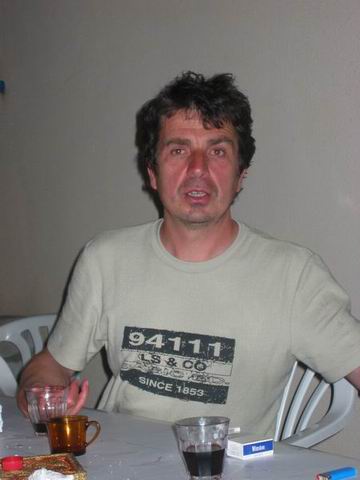 le dernier instant de lucidit de Hubert, saisi par le photographe (trs rare)